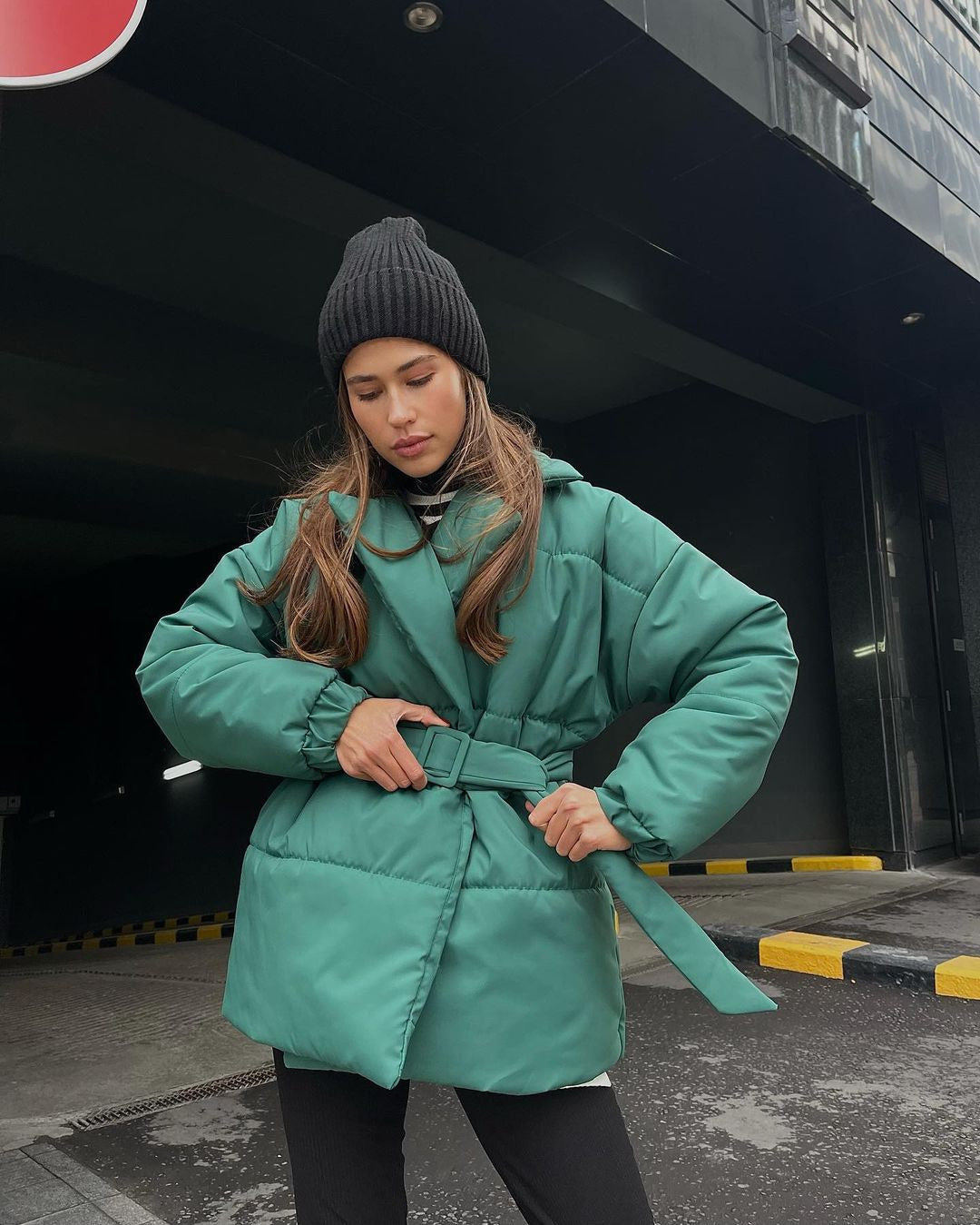 Manteau ceinturé femme – Élégance hivernale !