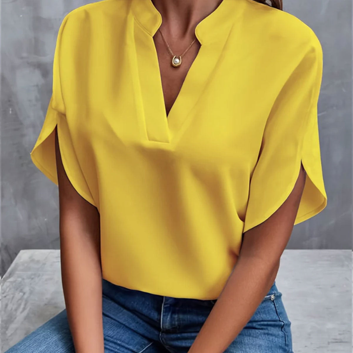 Blouse Fluide en Chiffon à Col V