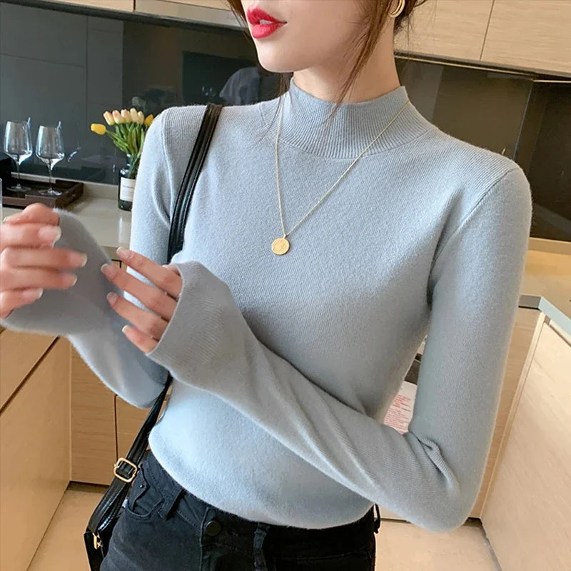 Chloé – Pull Col Roulé Élégant & Confortable