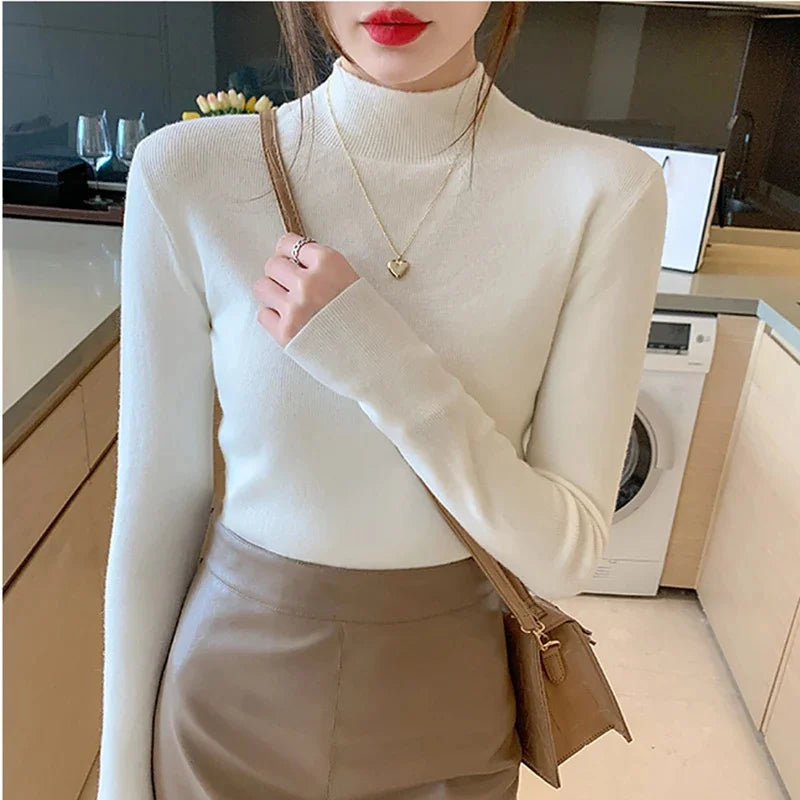 Chloé – Pull Col Roulé Élégant & Confortable