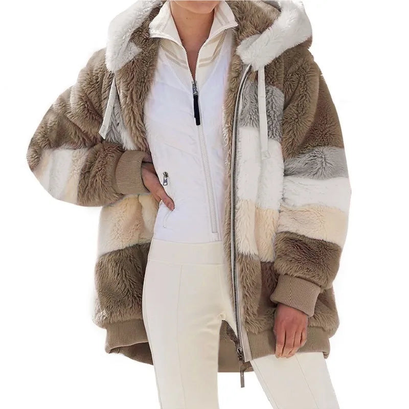 Veste Oversize en Peluche – Confort et Élégance d'Hiver