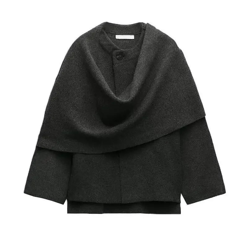 Manteau Tricoté Asymétrique avec Écharpe – Chic et Élégance d'Hiver