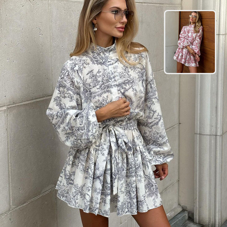 Robe Courte Élégante à Imprimé Artistique et Manches Bouffantes
