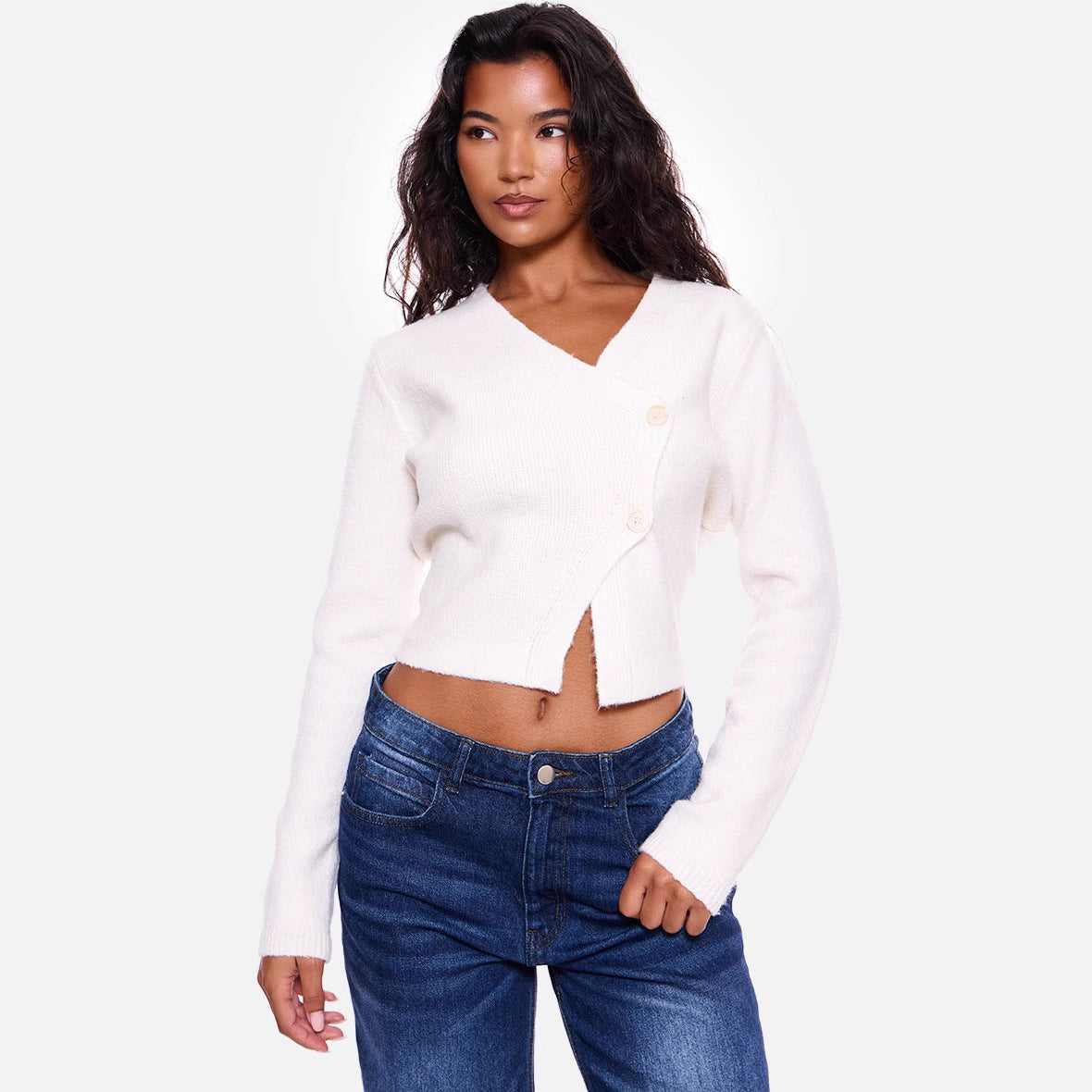 Cardigan femme à boutons – Élégance et polyvalence