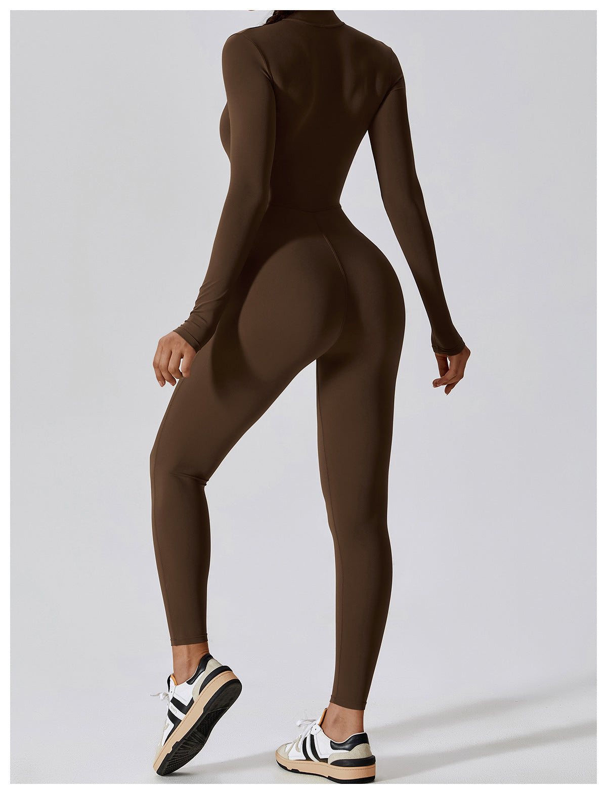 Best Combinaison Sportive Élégante – Confort et Style pour l’Activité