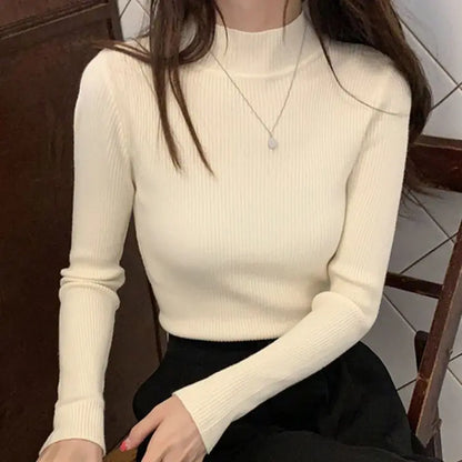 Chloé – Pull Col Montant Vintage & Élégant